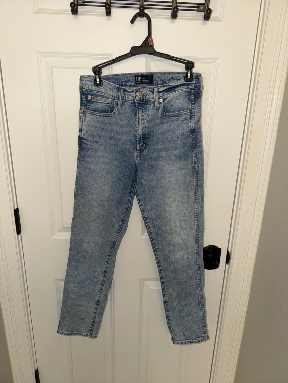 GAP Women’s Blue Slim Straight Jeans